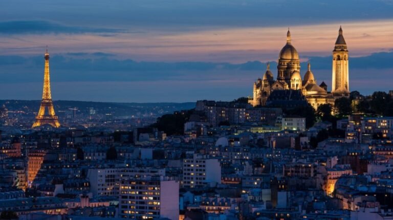 MONTMARTRE VILLAGE